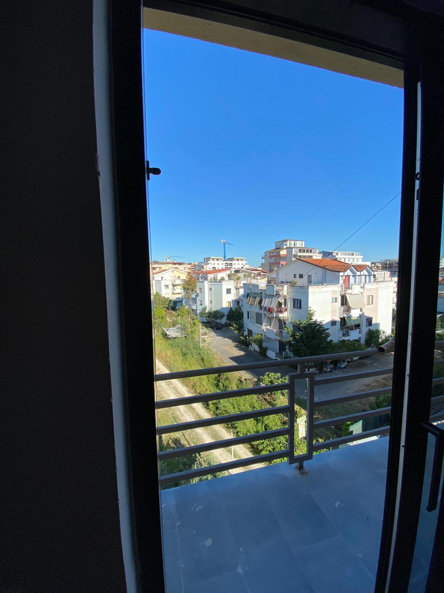 Hotel Velmar Golem (Tirana)